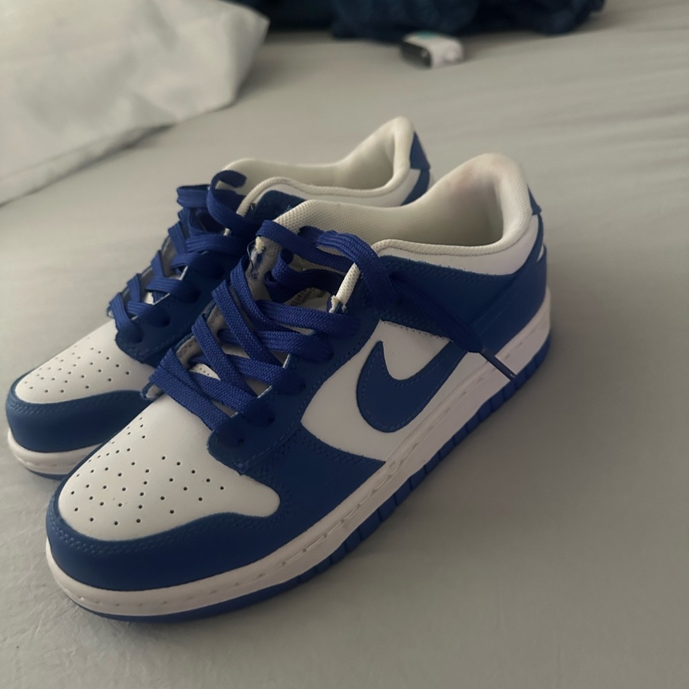 Nike Women's Shoes - Blue and White